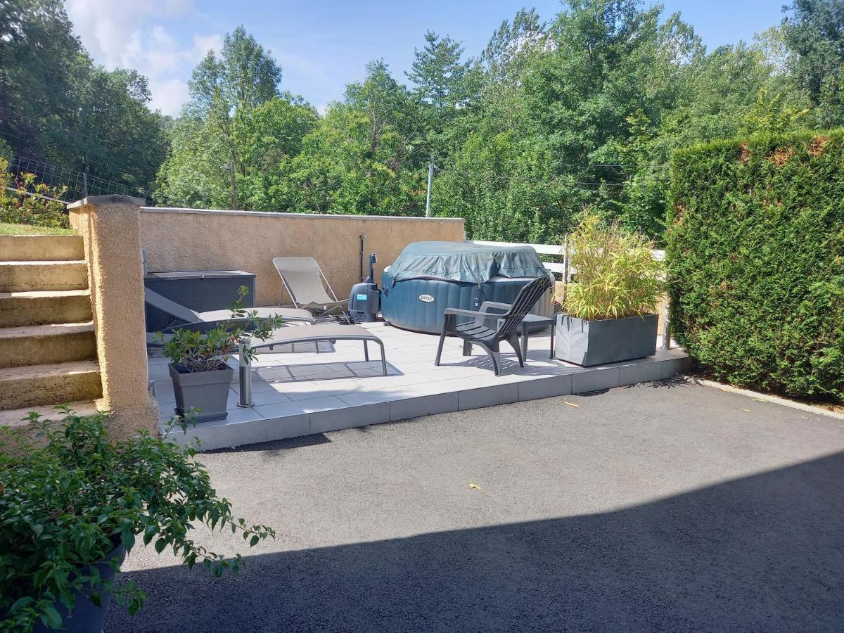 Appartement En Aveyron Aubin  外观 照片