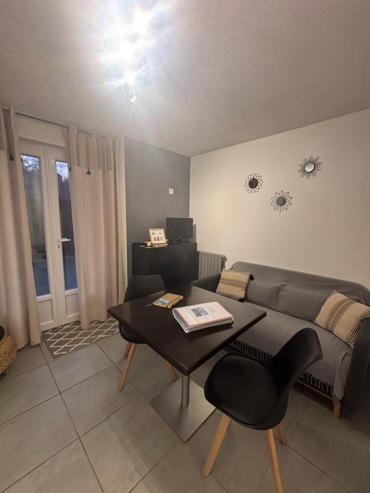 Appartement En Aveyron Aubin  外观 照片